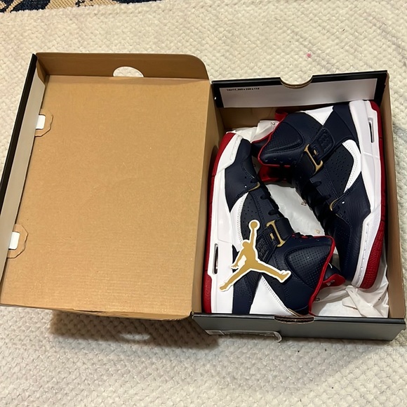 Nike Jordan Flight 45 High Blue & Red GS Sneaker CZ8768-400 - Youth Size 5 - Picture 2 of 10